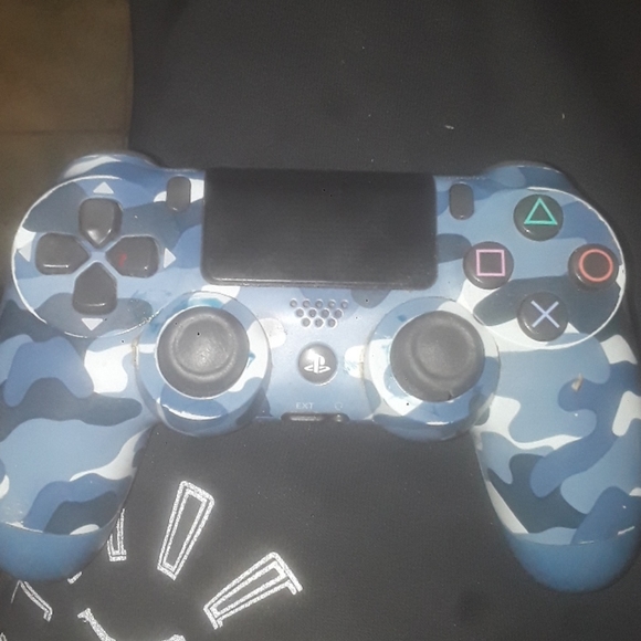 Ps4 - Picture 2 of 2